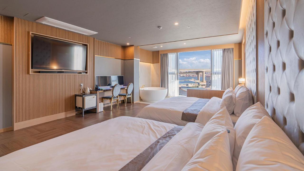 Yeongdo Grandbern Hotel Пусан Экстерьер фото
