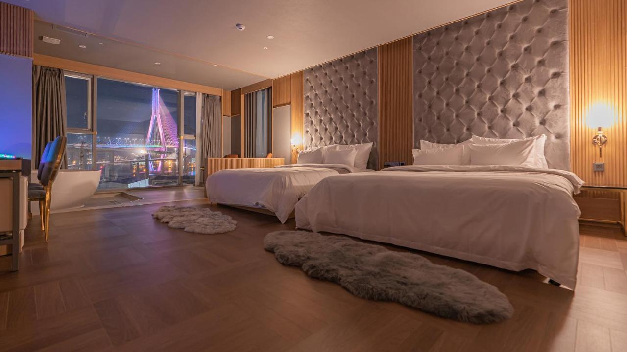 Yeongdo Grandbern Hotel Пусан Экстерьер фото